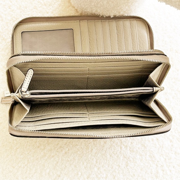 MICHAEL KORS Adele Double Zip Wallet *AUTHENTIC - Picture 9 of 12